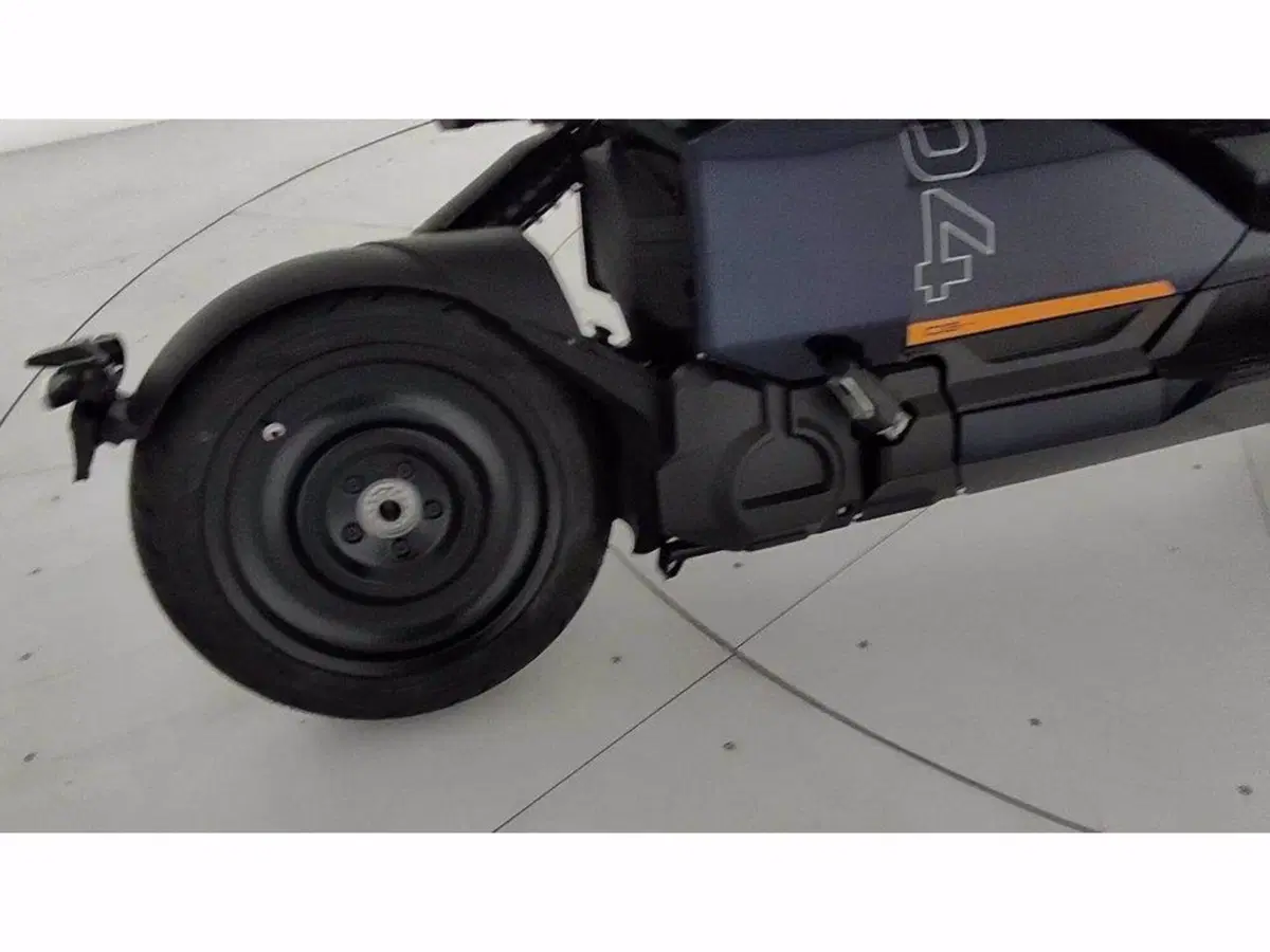Bmw CE 04 (2021 - 25) (9)