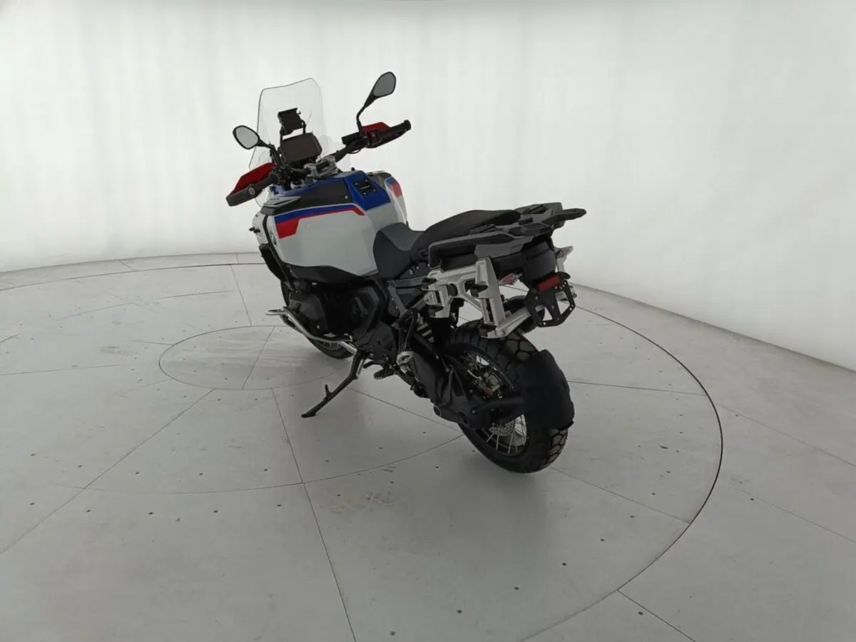 Bmw R 1300 GS Adventure Trophy (2025 - 26) (6)