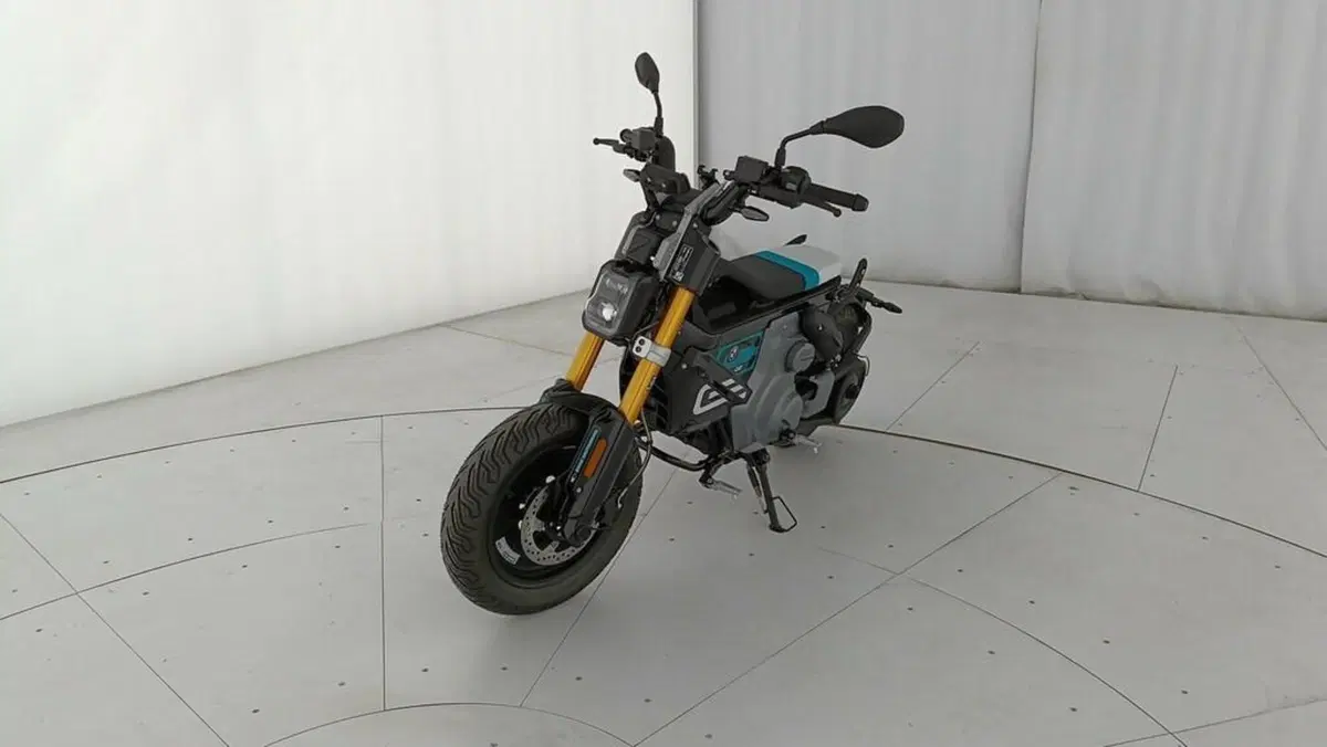 Bmw CE 02 AM (2024 - 26) (4)