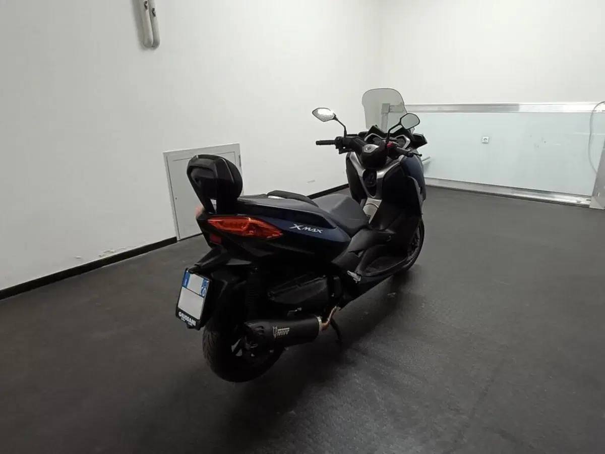 Yamaha X-Max 400 Iron Max (2019 - 20) (6)