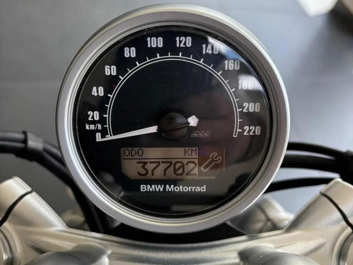 Bmw R nineT 1200 Pure (2017 - 20) (7)