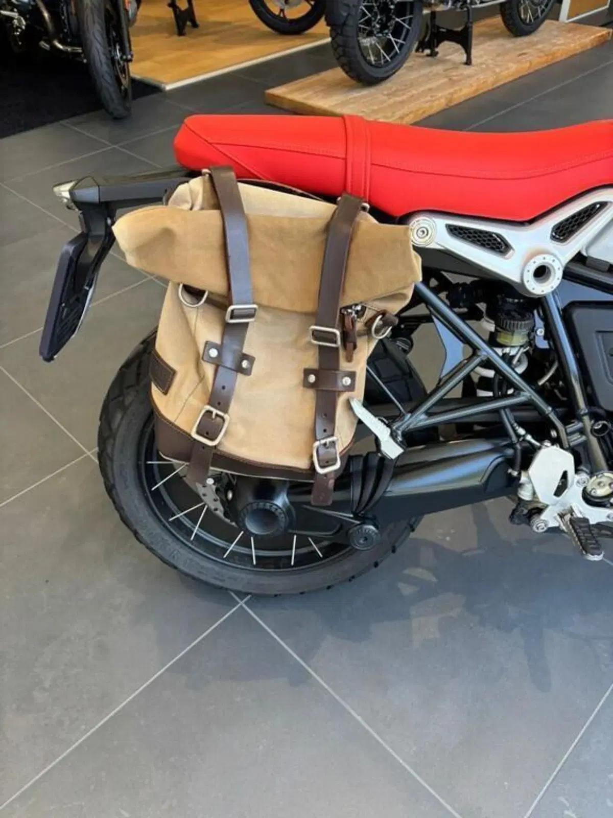 Bmw R nineT Urban GS (2021 - 24) (10)