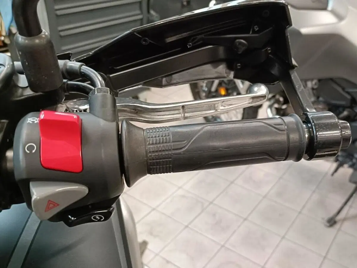 Honda CB 500 X (2021) (13)