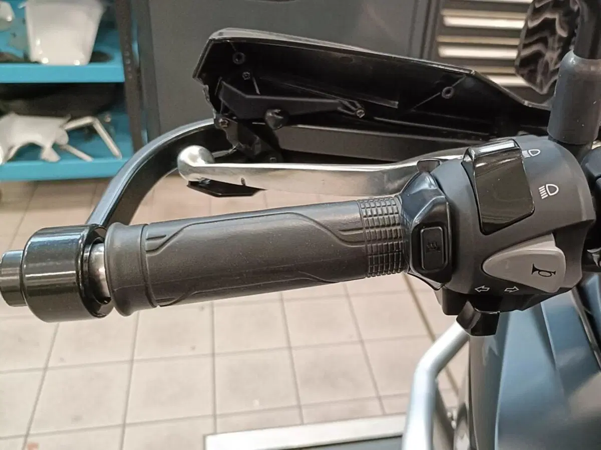 Honda CB 500 X (2021) (14)