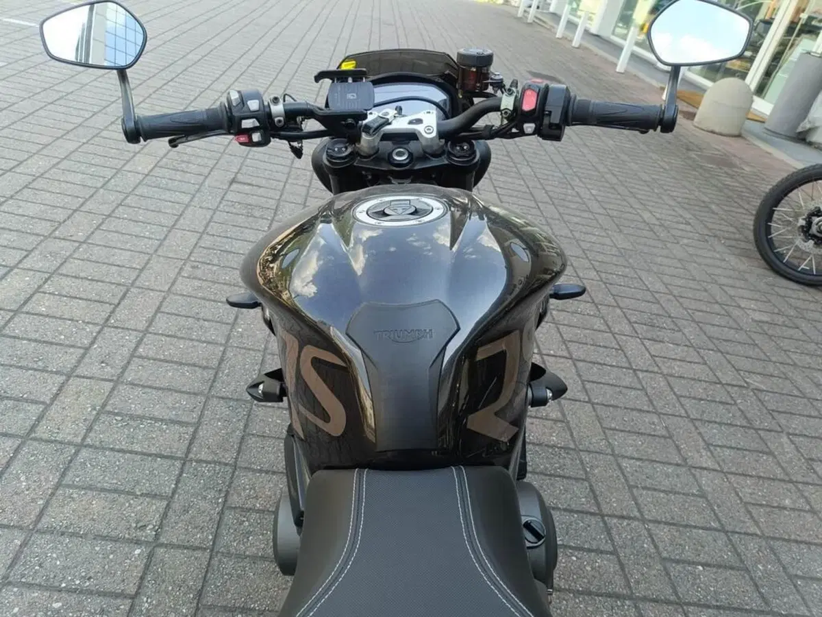 Triumph Street Triple RS (2020 - 22) (11)