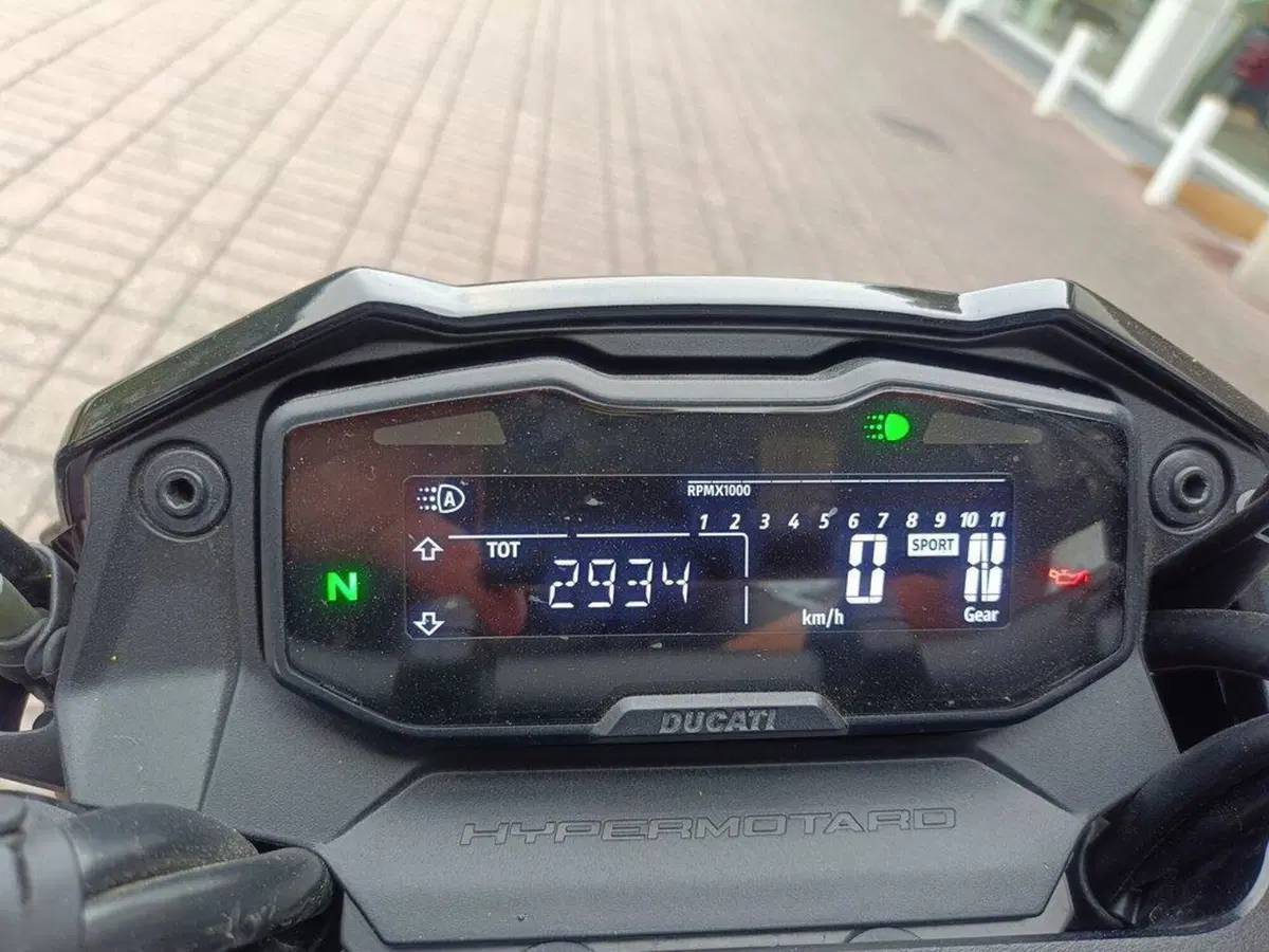 Ducati Hypermotard 698 Mono RVE (2024 - 26) (15)
