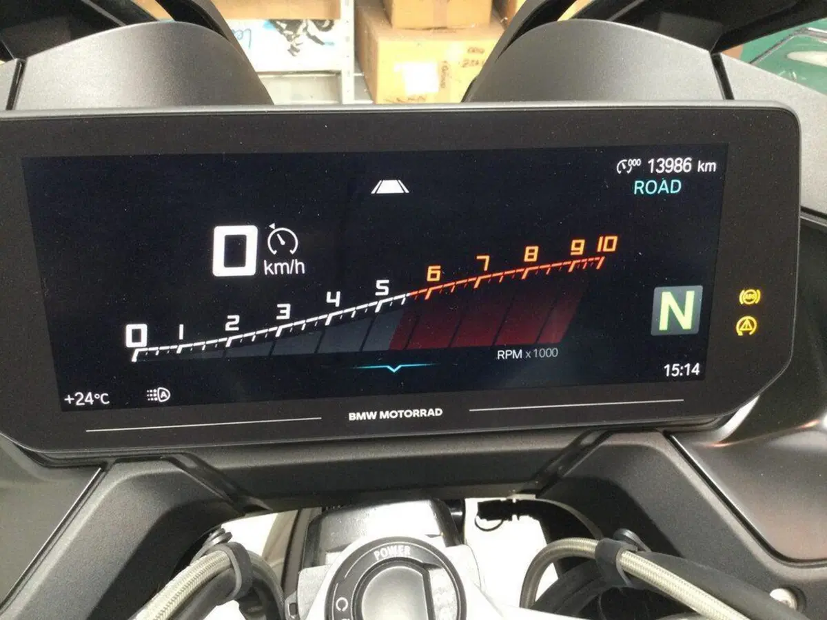 Bmw R 1250 RT (2021 - 25) (2)