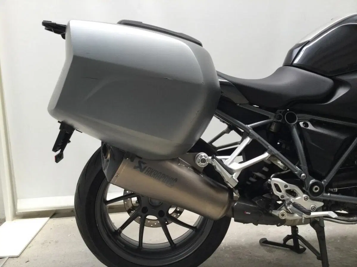 Bmw R 1200 R (2011 - 14) (6)
