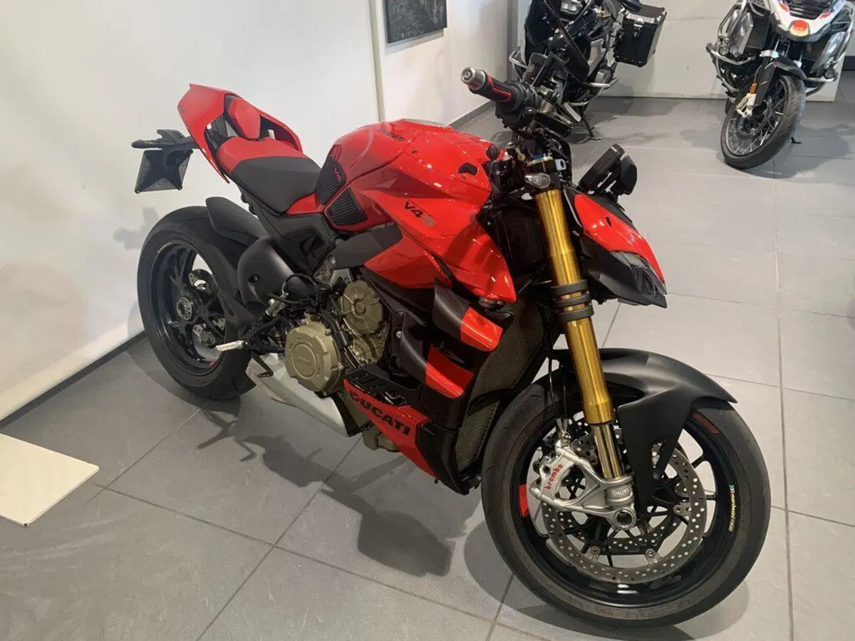 Ducati Streetfighter V4 S (2023 - 24)