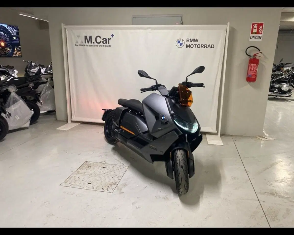 Bmw CE 04 (2021 - 25) (3)