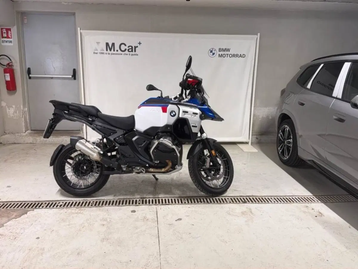 Bmw R 1300 GS Adventure Trophy (2025 - 26) (4)