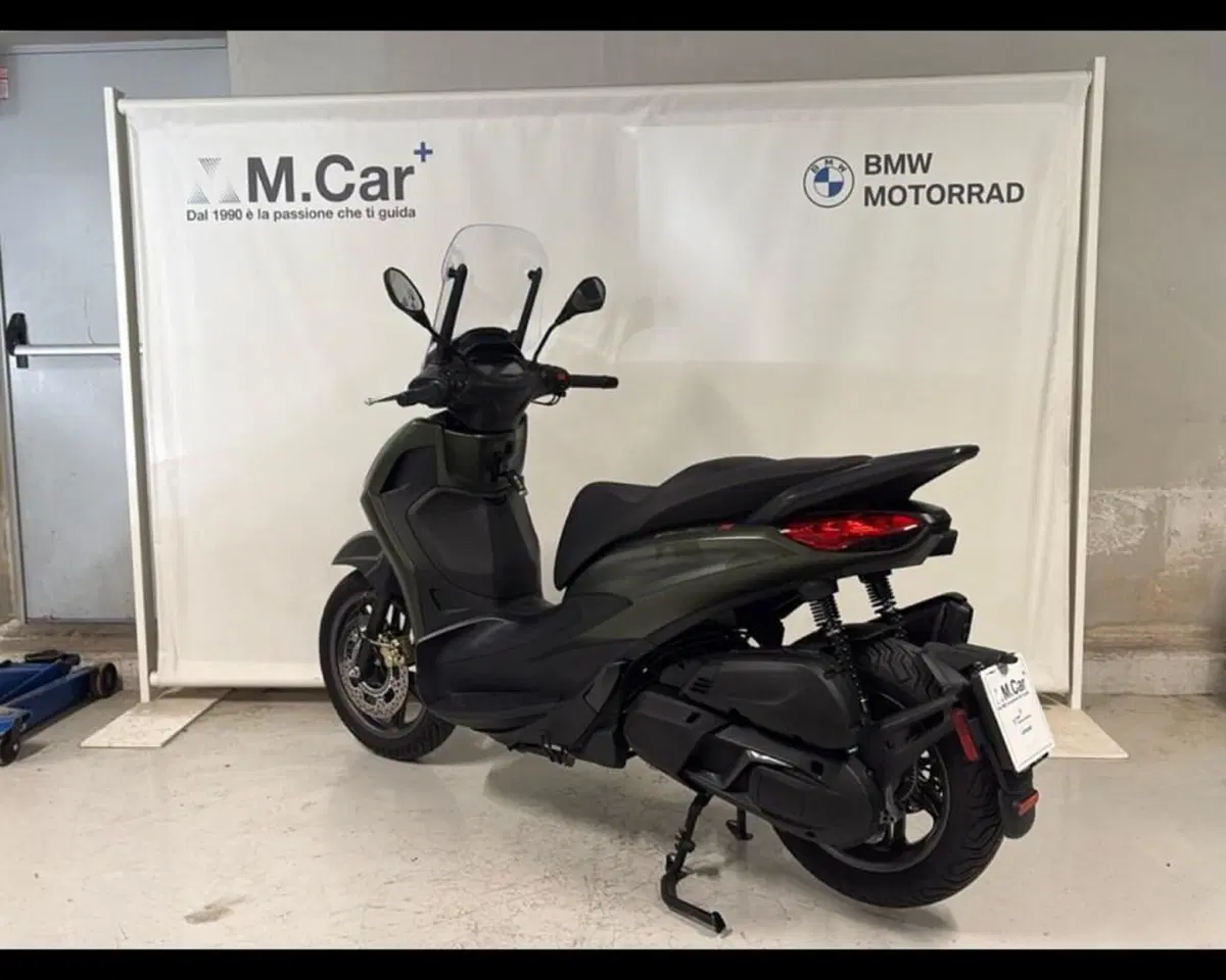 Piaggio Beverly 400 S ABS-ASR (2021 - 24) (8)