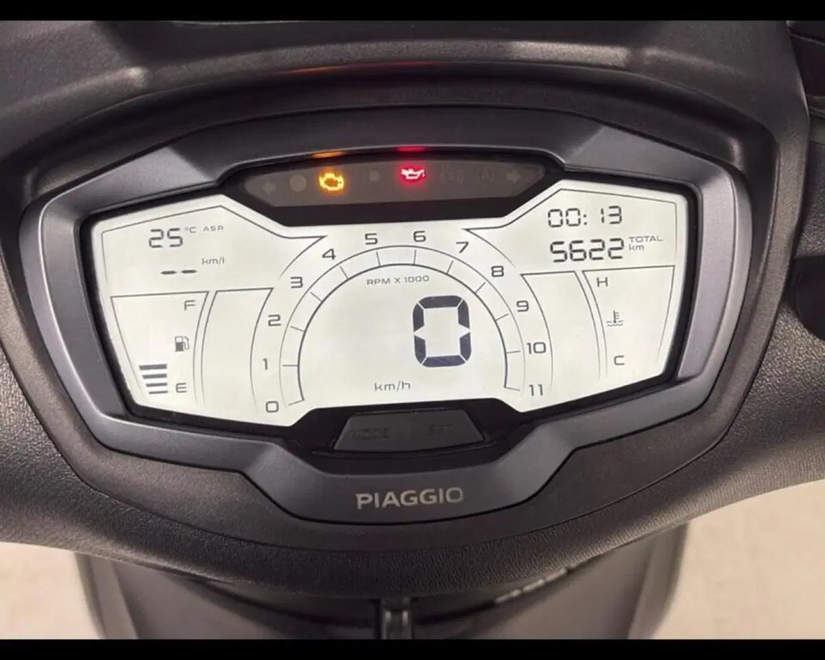 Piaggio Beverly 400 S ABS-ASR (2021 - 24) (11)