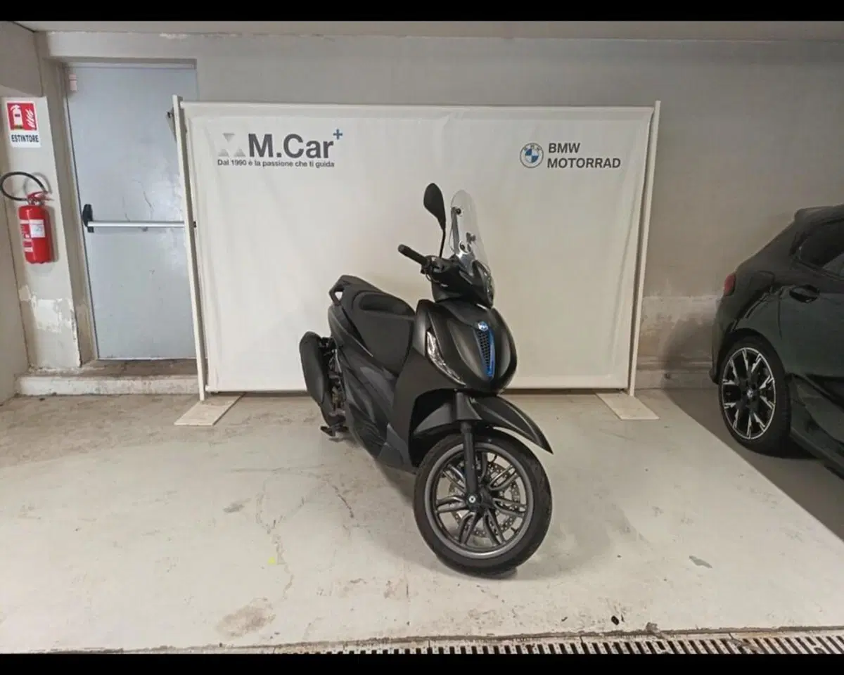 Piaggio Beverly 310 S (2025 - 26) (3)
