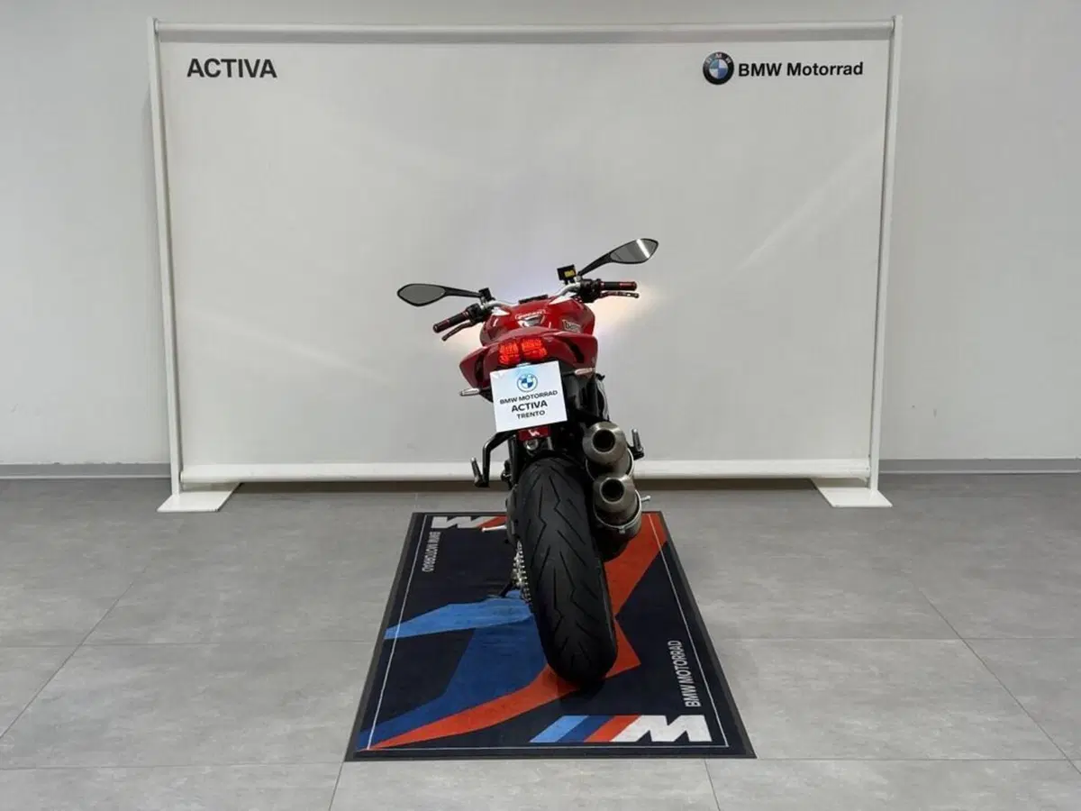 Ducati Streetfighter (2009 - 12) (4)
