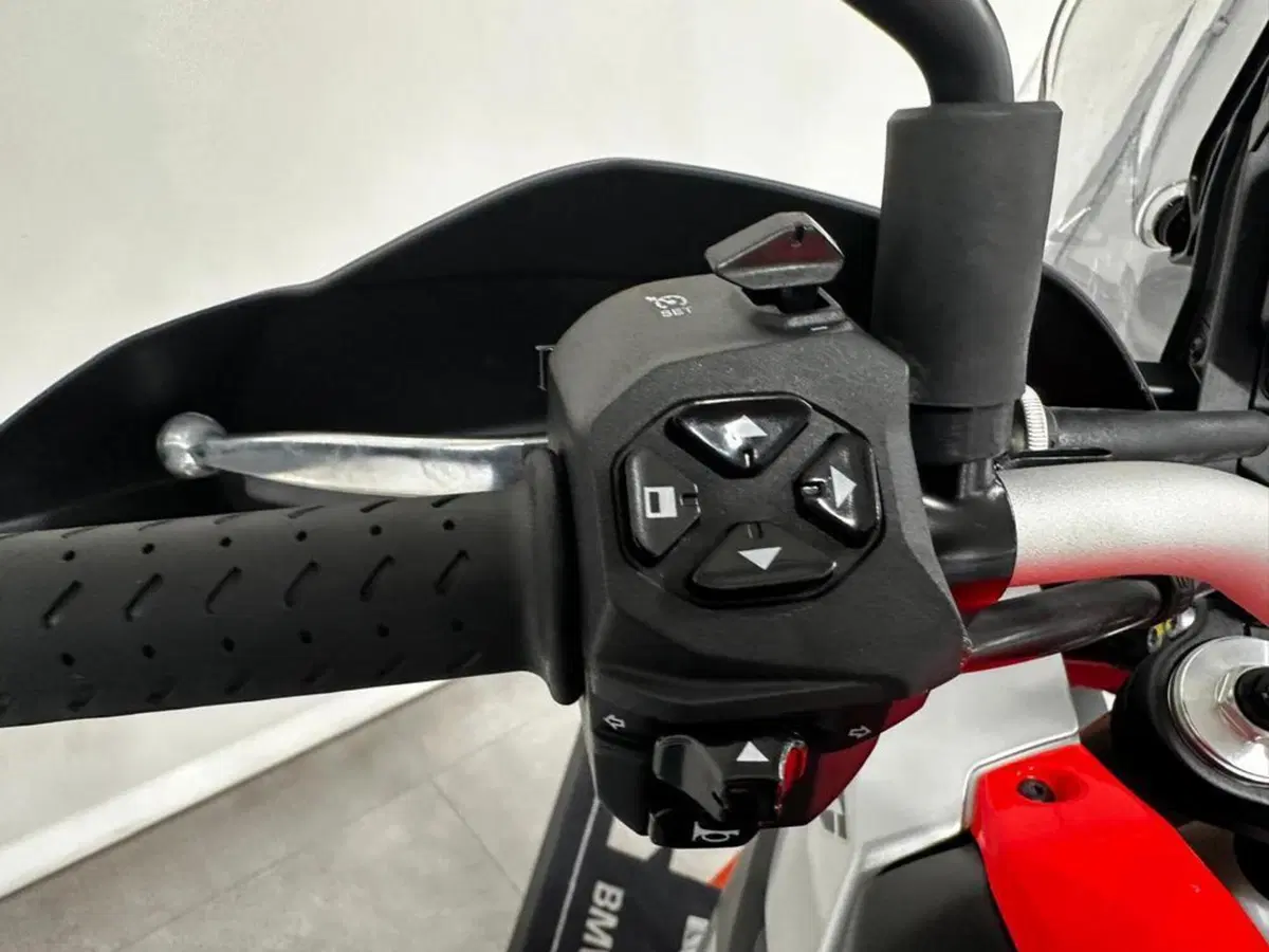Aprilia Tuareg 660 (2022 - 24) (8)