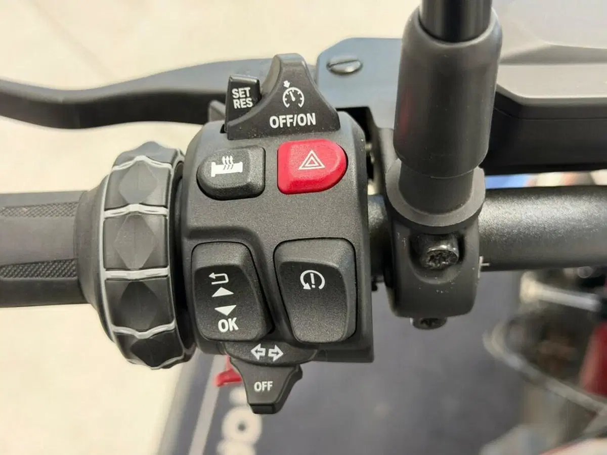 Bmw R 12 (2024 - 26) (8)