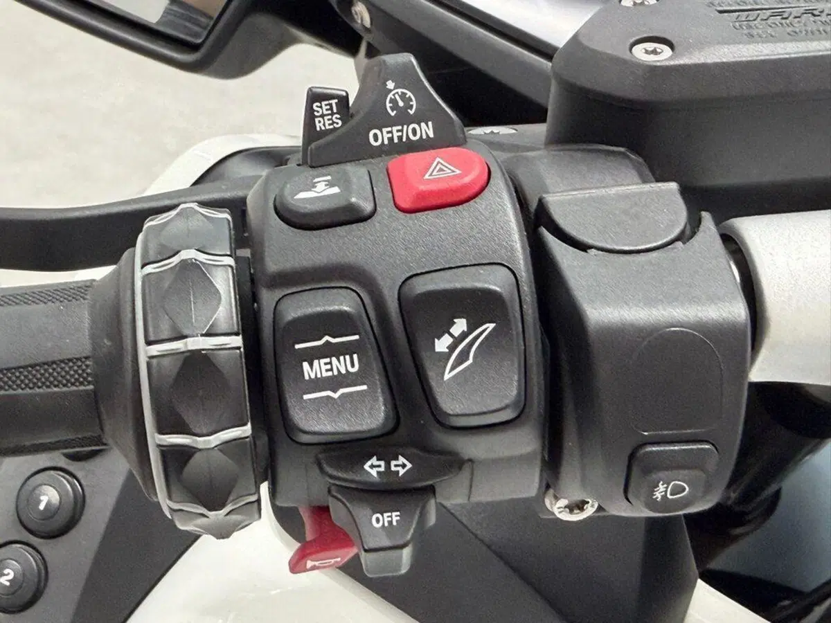 Bmw R 1250 RT (2021 - 25) (8)