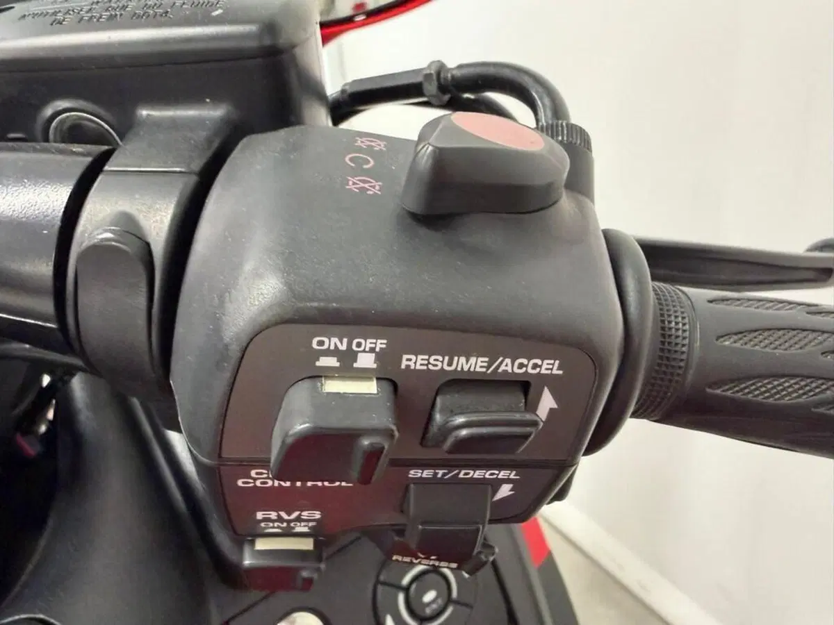 Honda GL 1800 Gold Wing (2012 - 17) (10)