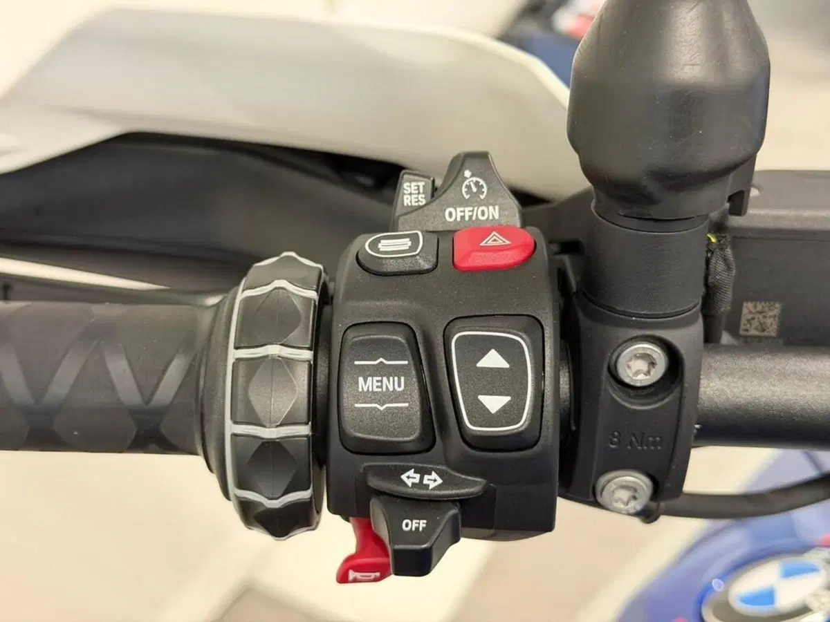 Bmw R 1300 GS (2023 - 26) (9)