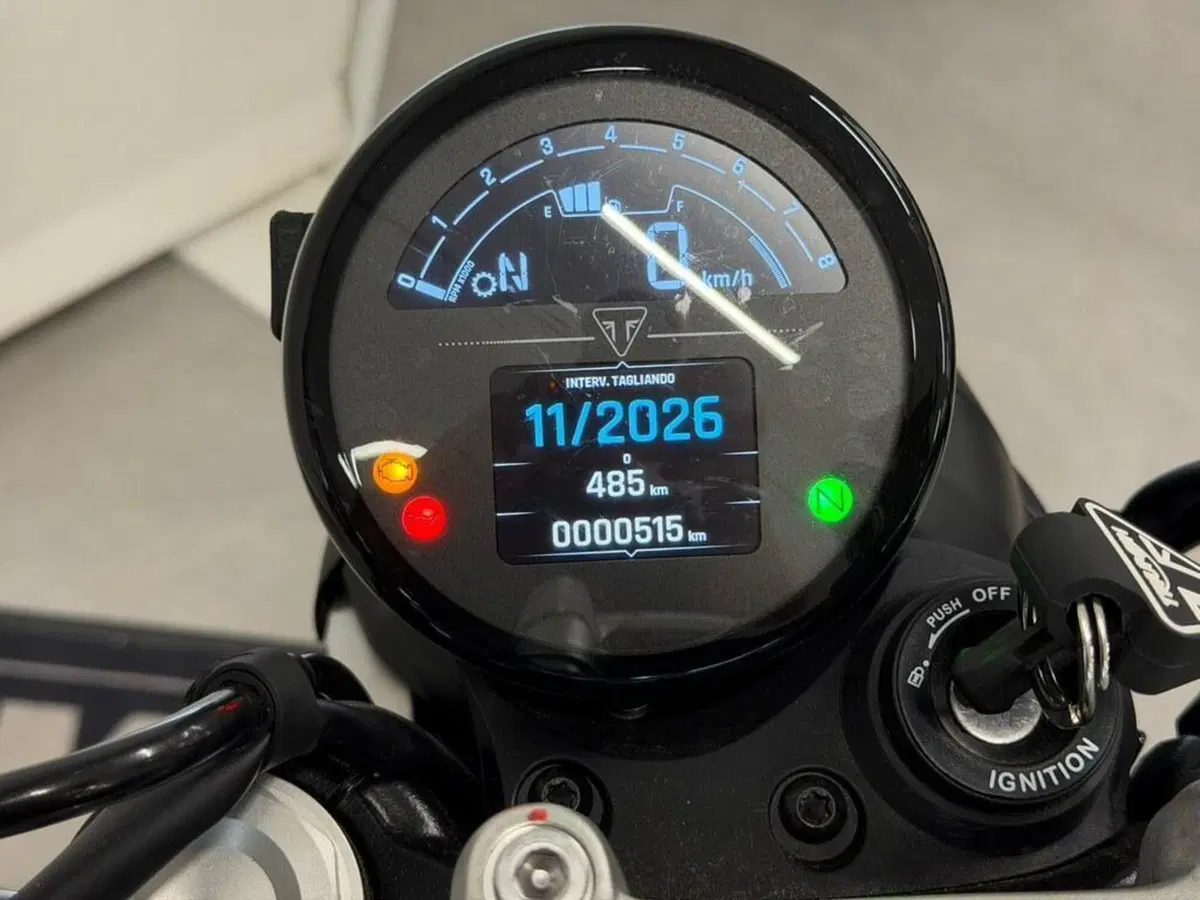 Triumph Speed Twin 900 (2025 - 26) (8)