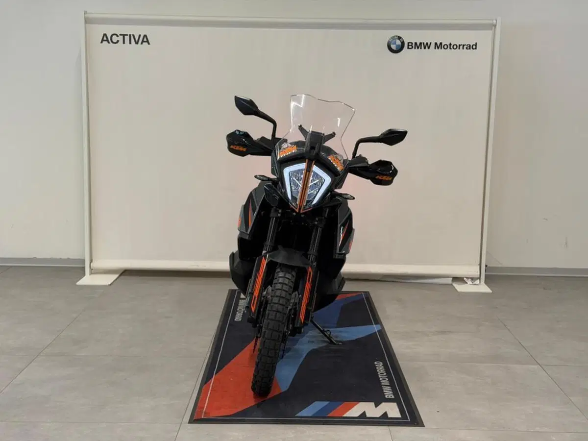 KTM 890 Adventure (2021) (3)