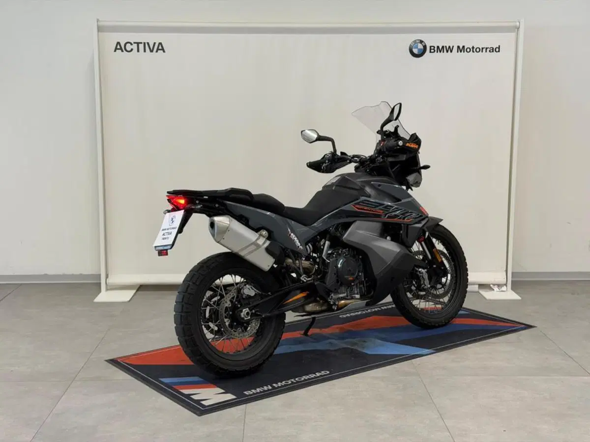 KTM 890 Adventure (2021) (6)