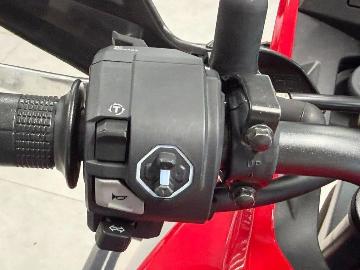 Honda CB 500 X (2022 - 23) (8)