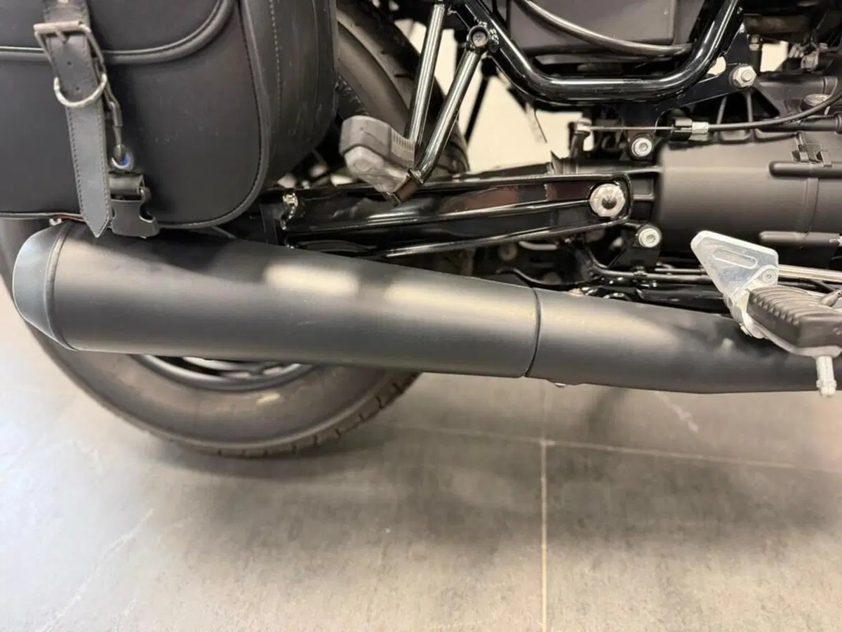 Moto Guzzi V9 Roamer (2021 - 24) (7)