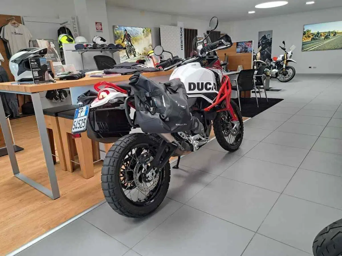 Ducati DesertX Rally (2024 - 25) (3)