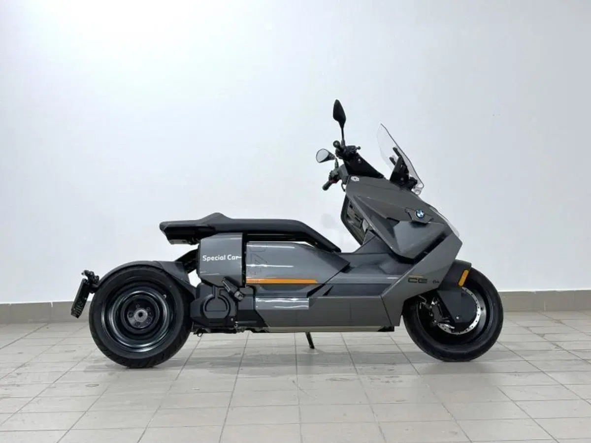 Bmw CE 04 (2021 - 25) (9)