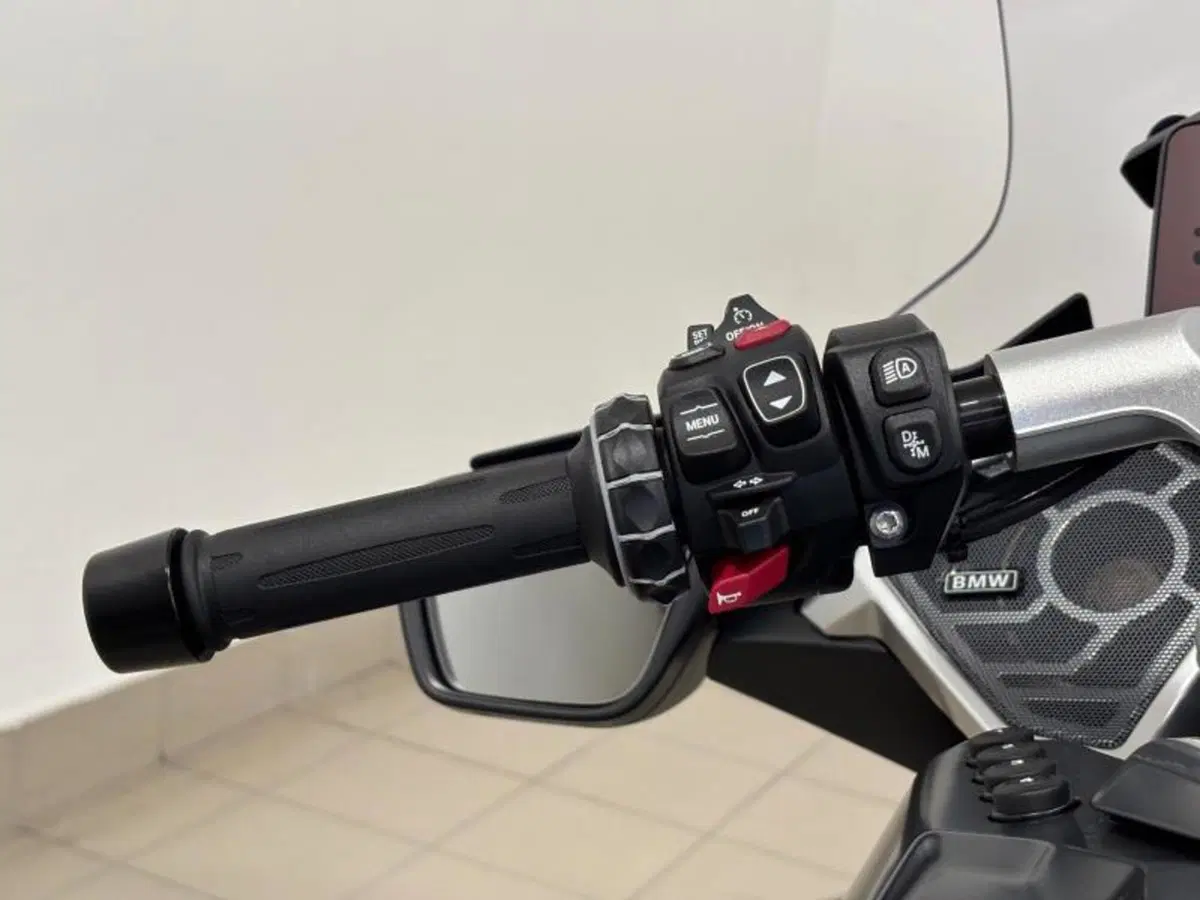 Bmw R 1300 RT (2026) (12)