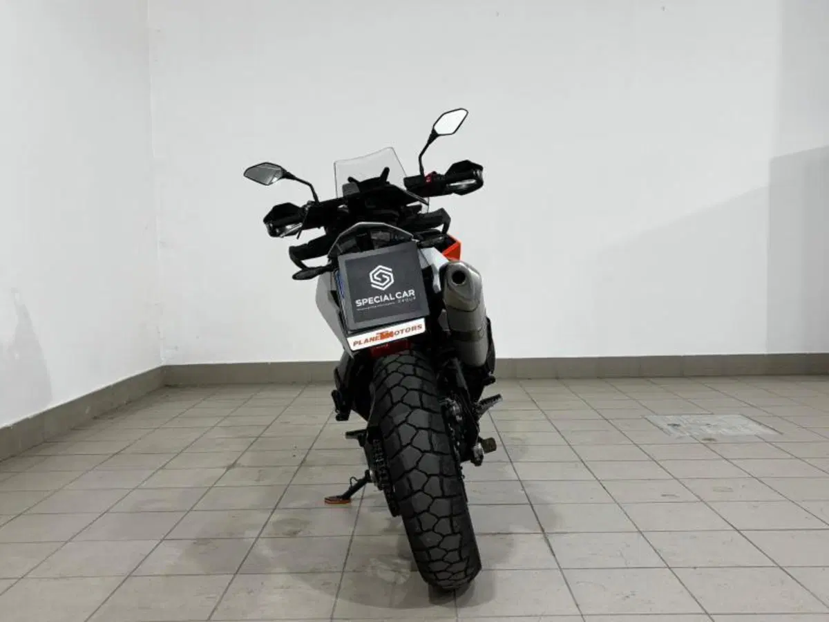 KTM 890 Adventure (2022) (8)