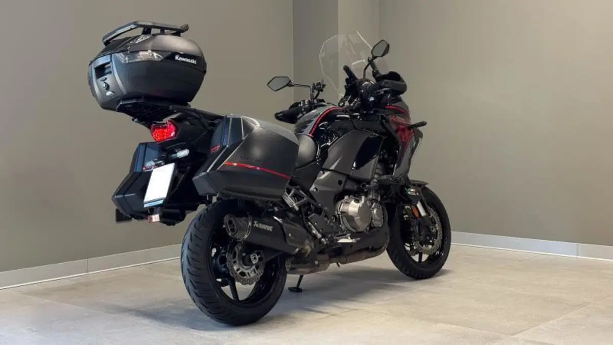 Kawasaki Versys 1000 S Tourer Plus (2021) (5)