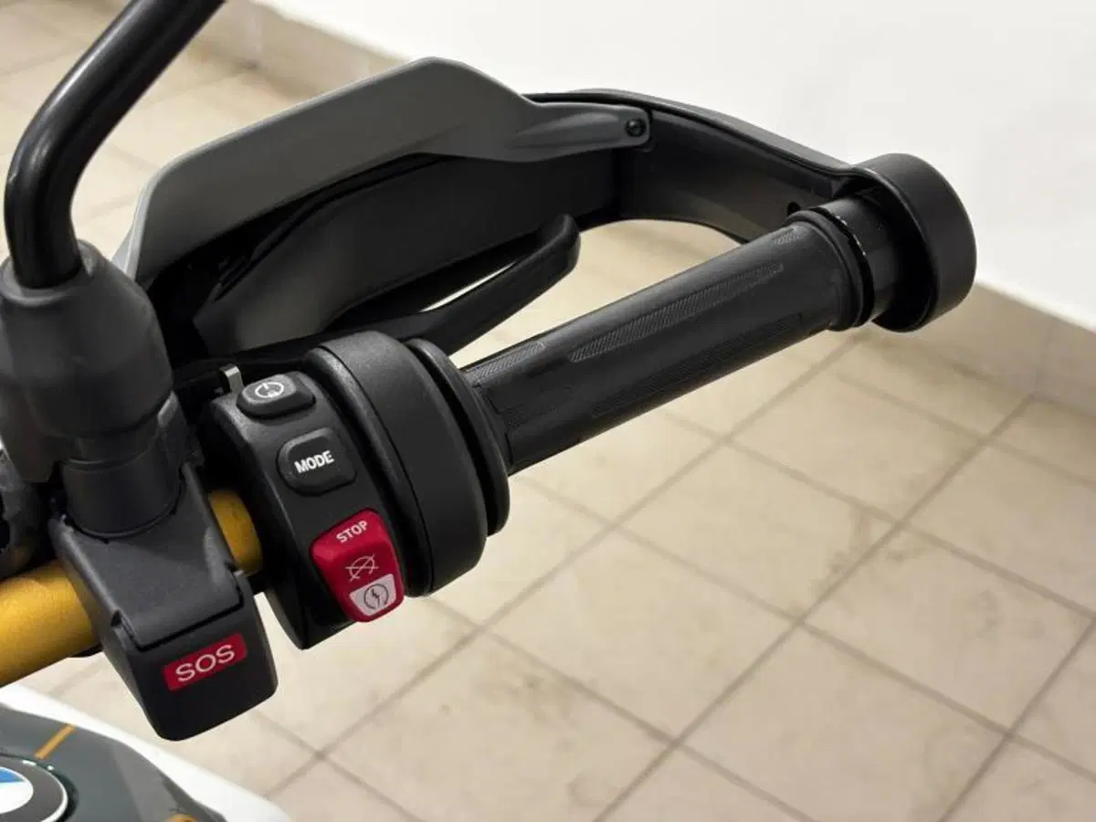 Bmw R 1300 GS Option 719 Tramuntana (2023 - 26) (11)