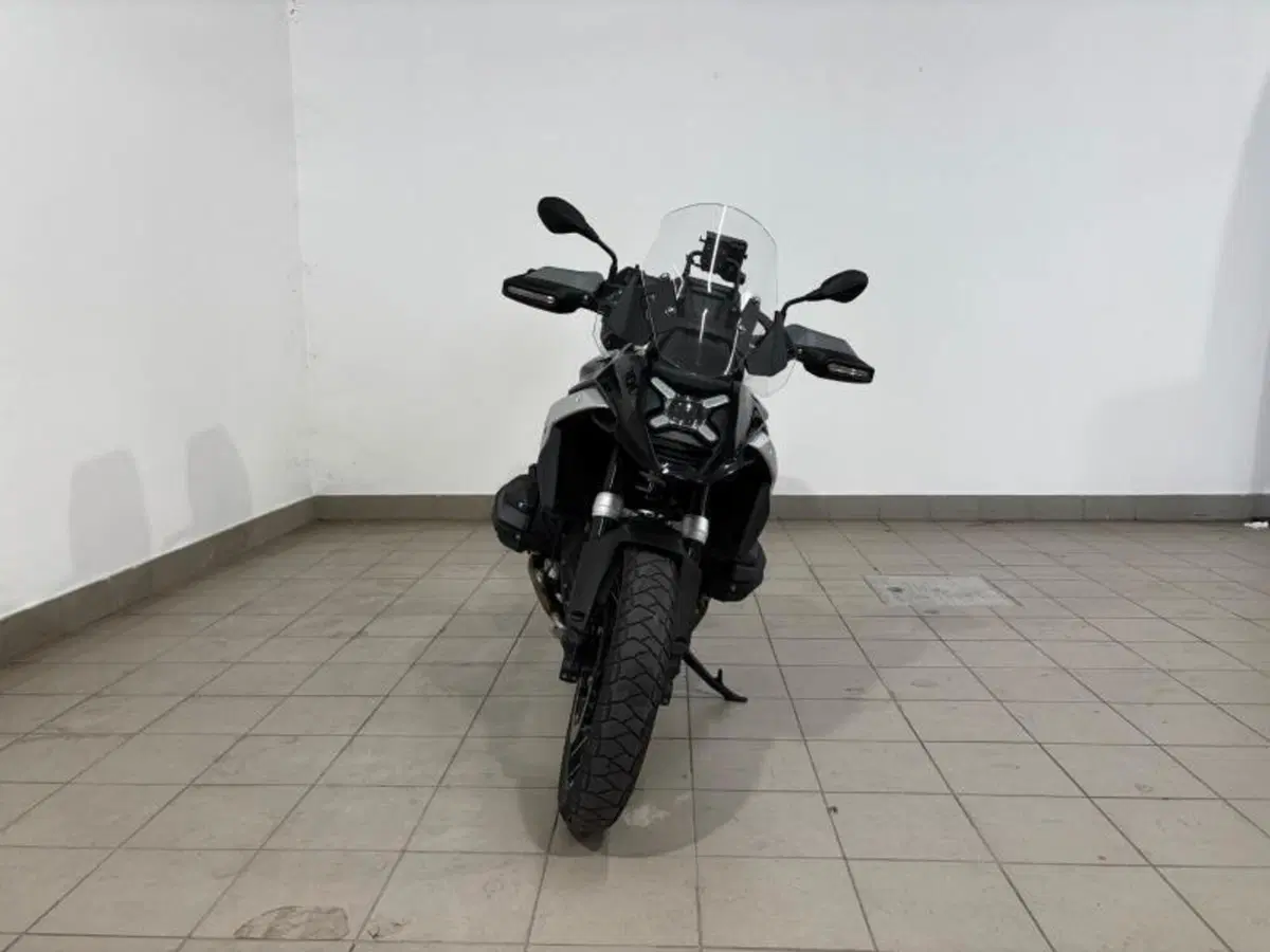 Bmw R 1300 GS Triple Black (2023 - 26) (5)