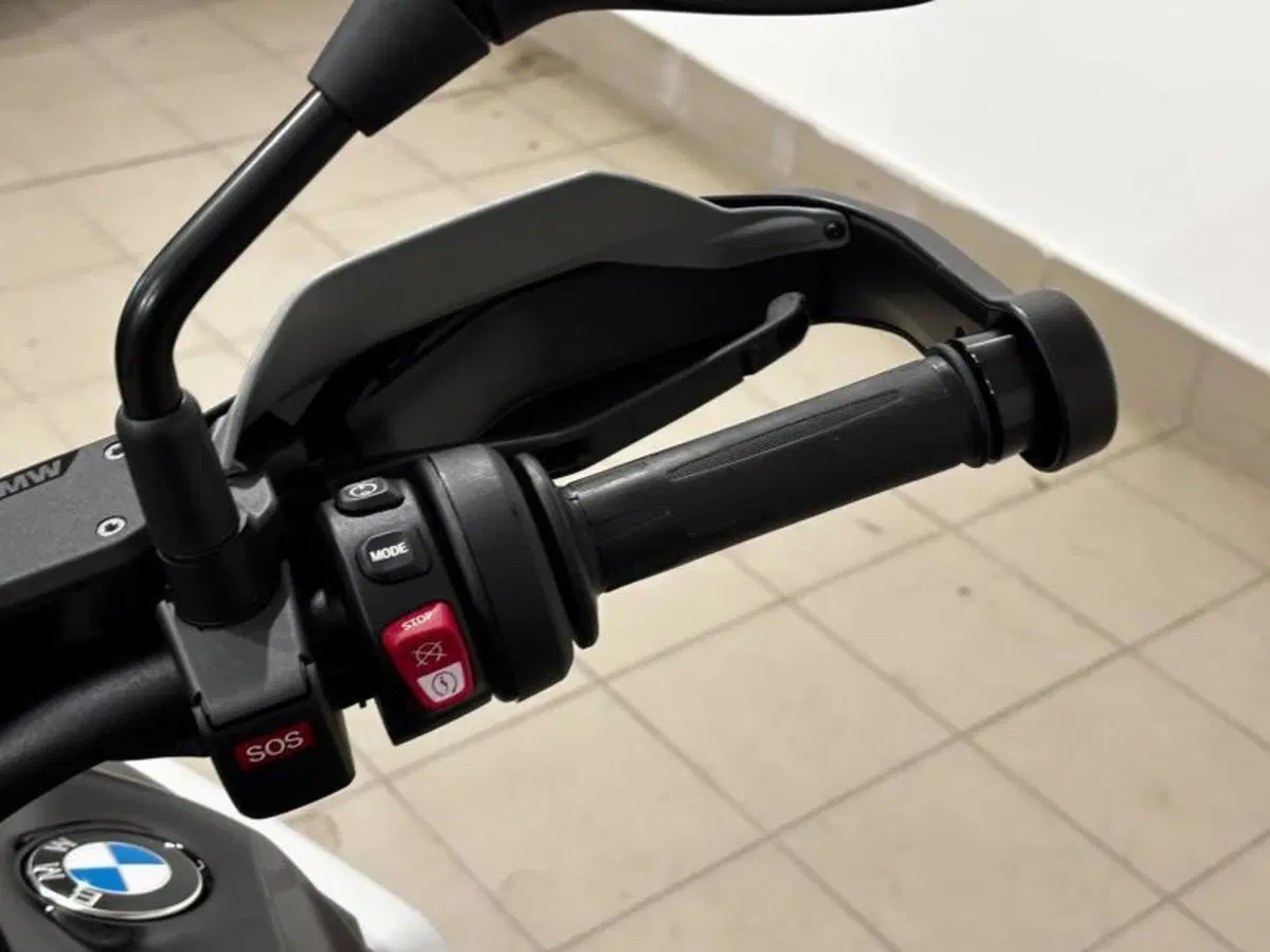 Bmw R 1300 GS Triple Black (2023 - 26) (12)