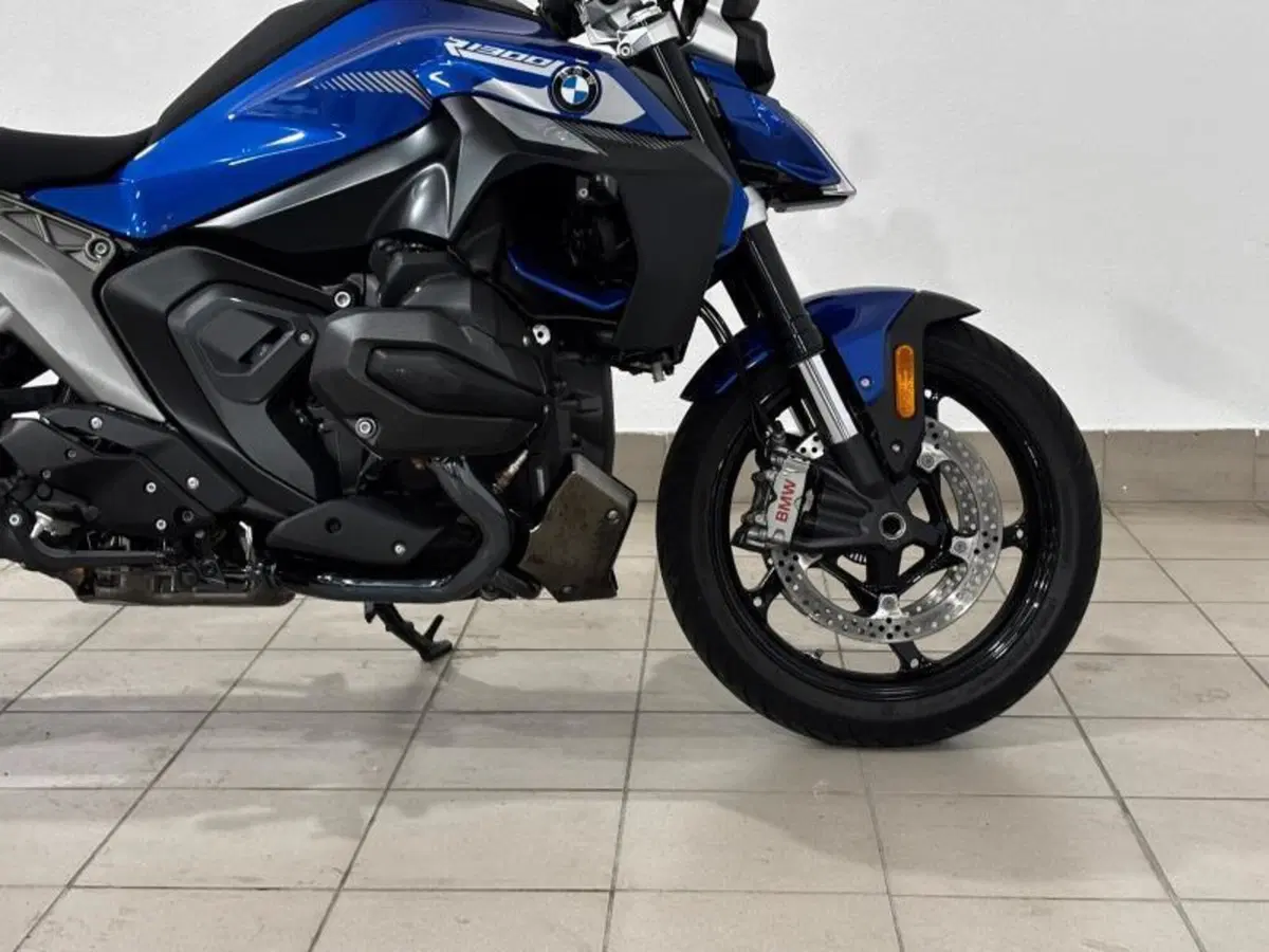 Bmw R 1300 R (2026 - 27) (9)