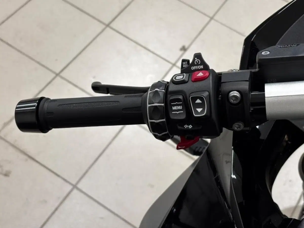 Bmw R 1300 RS (2026) (13)