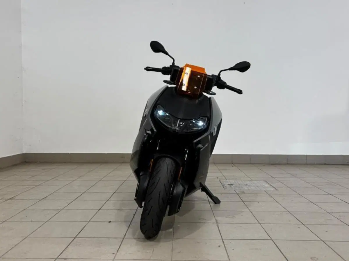 Bmw CE 04 (2021 - 25) (5)