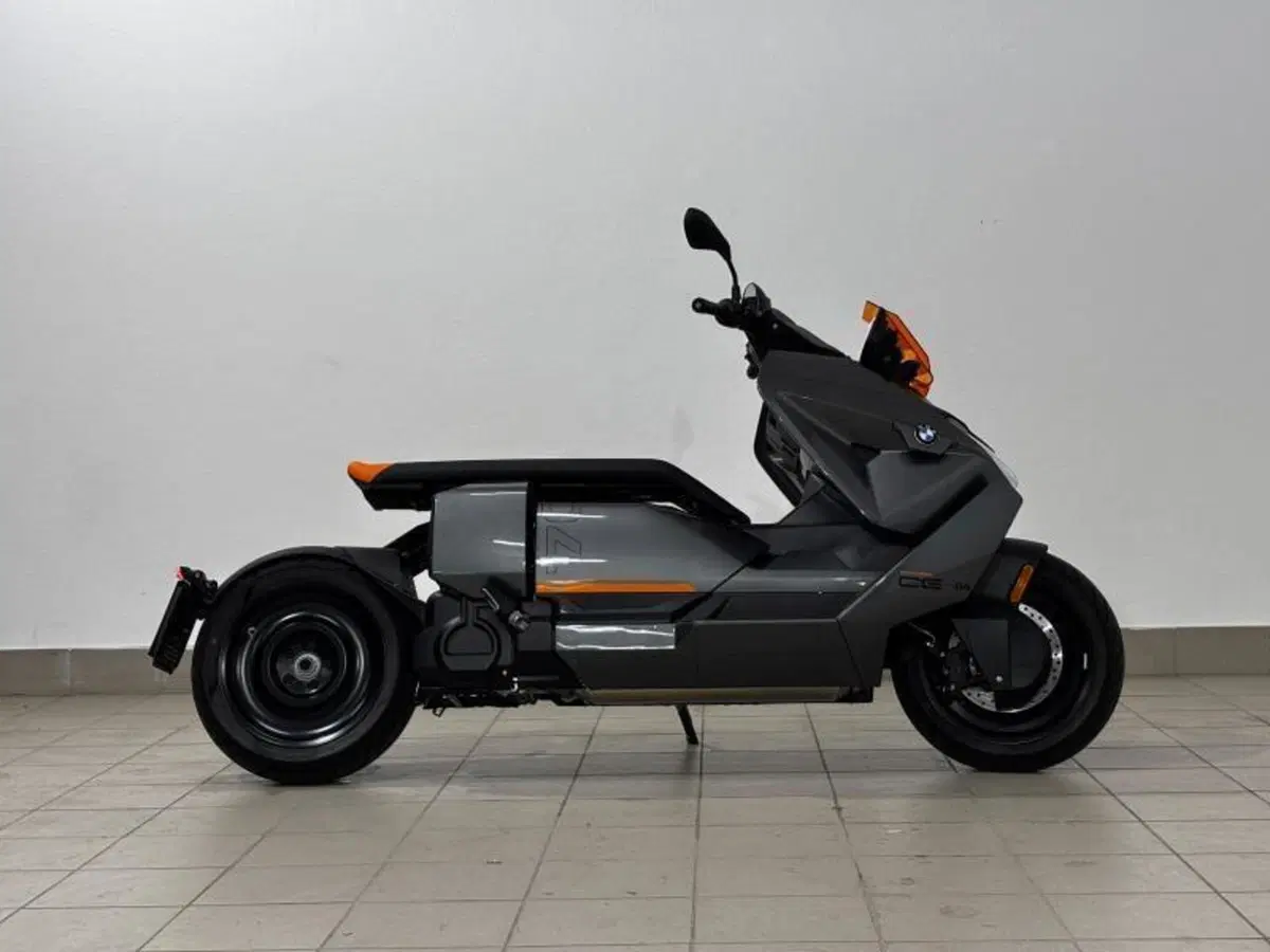 Bmw CE 04 (2021 - 25) (4)