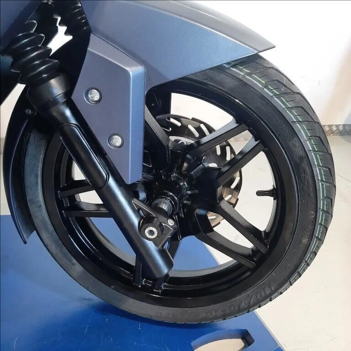 Sym Joyride 300 (2022 - 24) (3)
