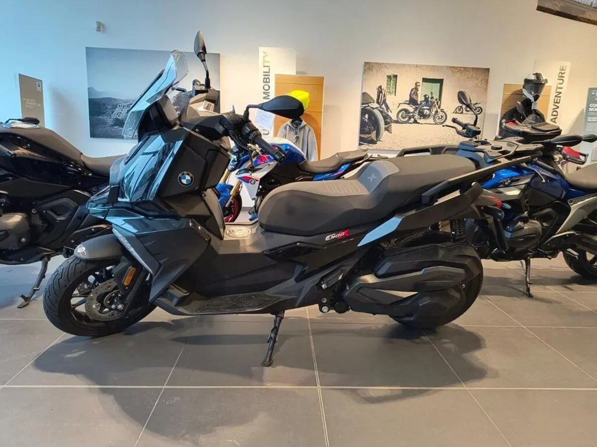 Bmw C 400 X (2025 - 26) (2)