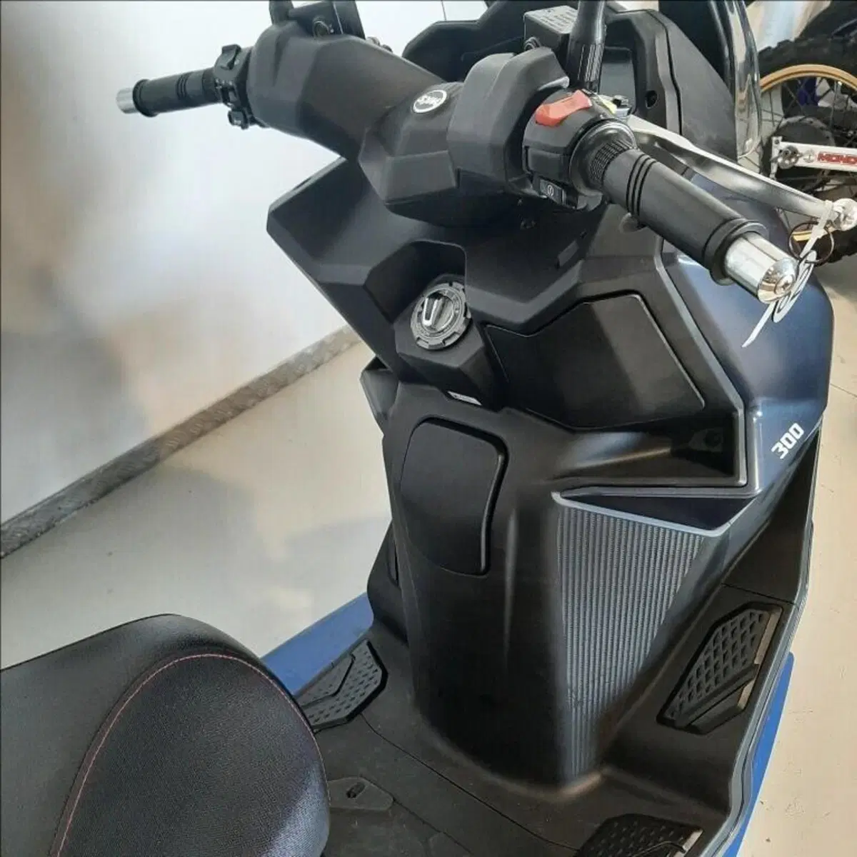 Sym Joyride 300 (2022 - 24) (10)