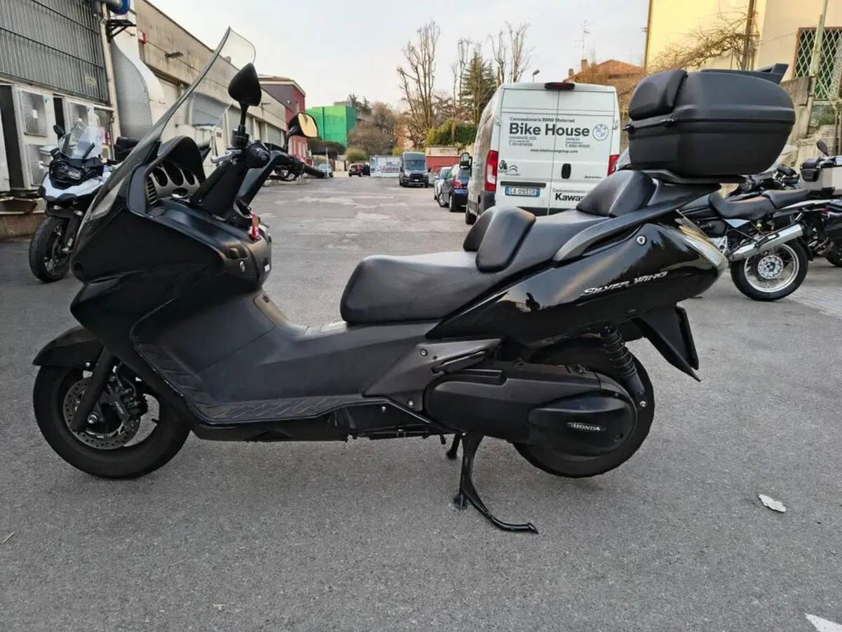 Honda Silver Wing 400 (2006 - 09) (3)
