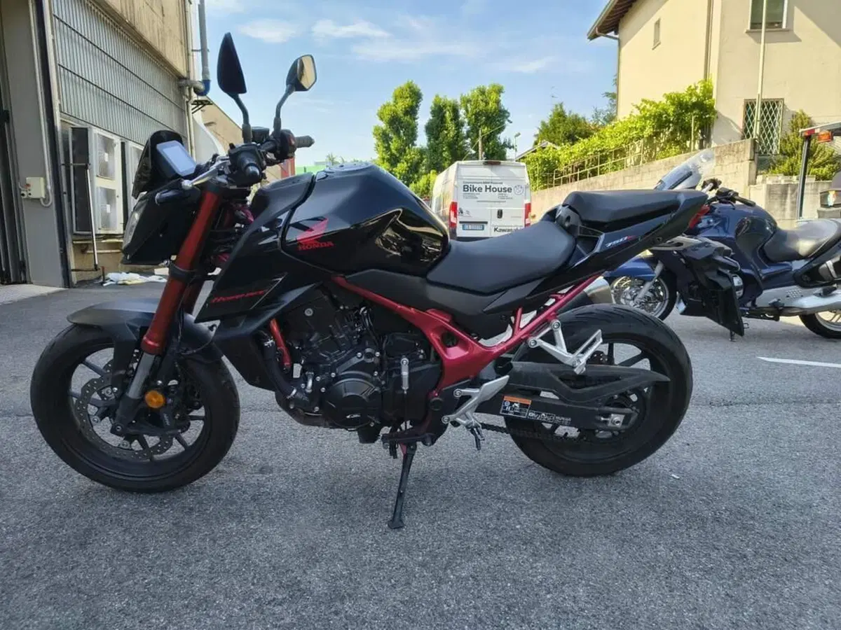 Honda CB 750 Hornet (2023 - 24) (4)