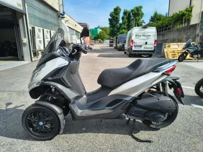 Piaggio Mp3 300 Hpe (2019 - 20) usata
