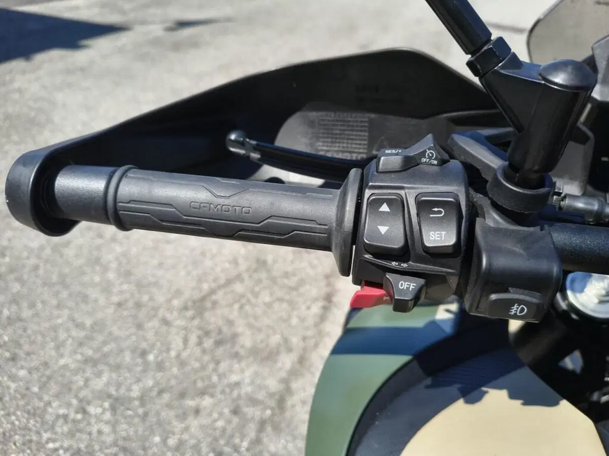 CFMOTO 800MT Touring (2022 - 26) (5)