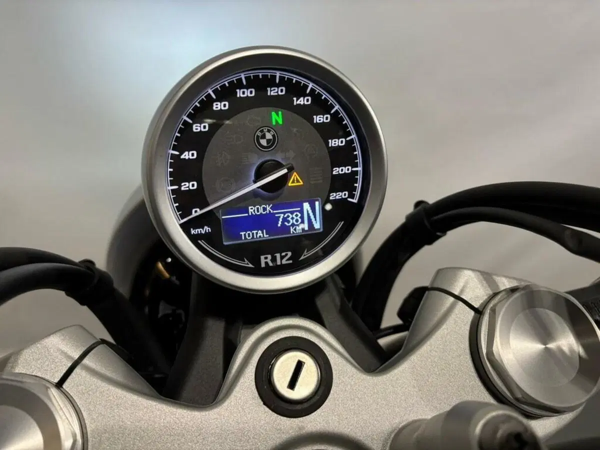 Bmw R 12 (2024 - 26) (5)