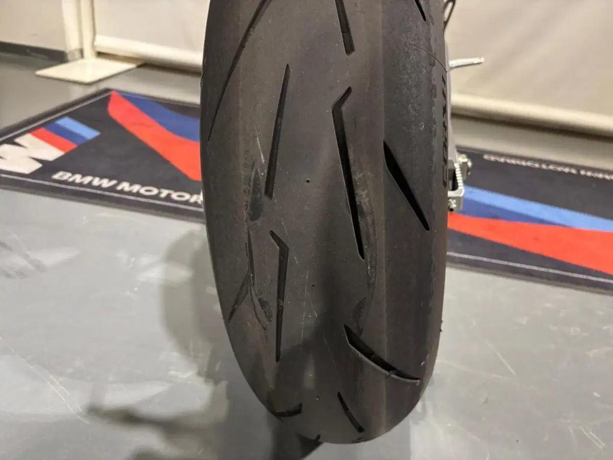 Ducati Streetfighter V4 1100 (2021 - 22) (10)
